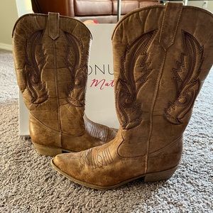 Western cowboy boots